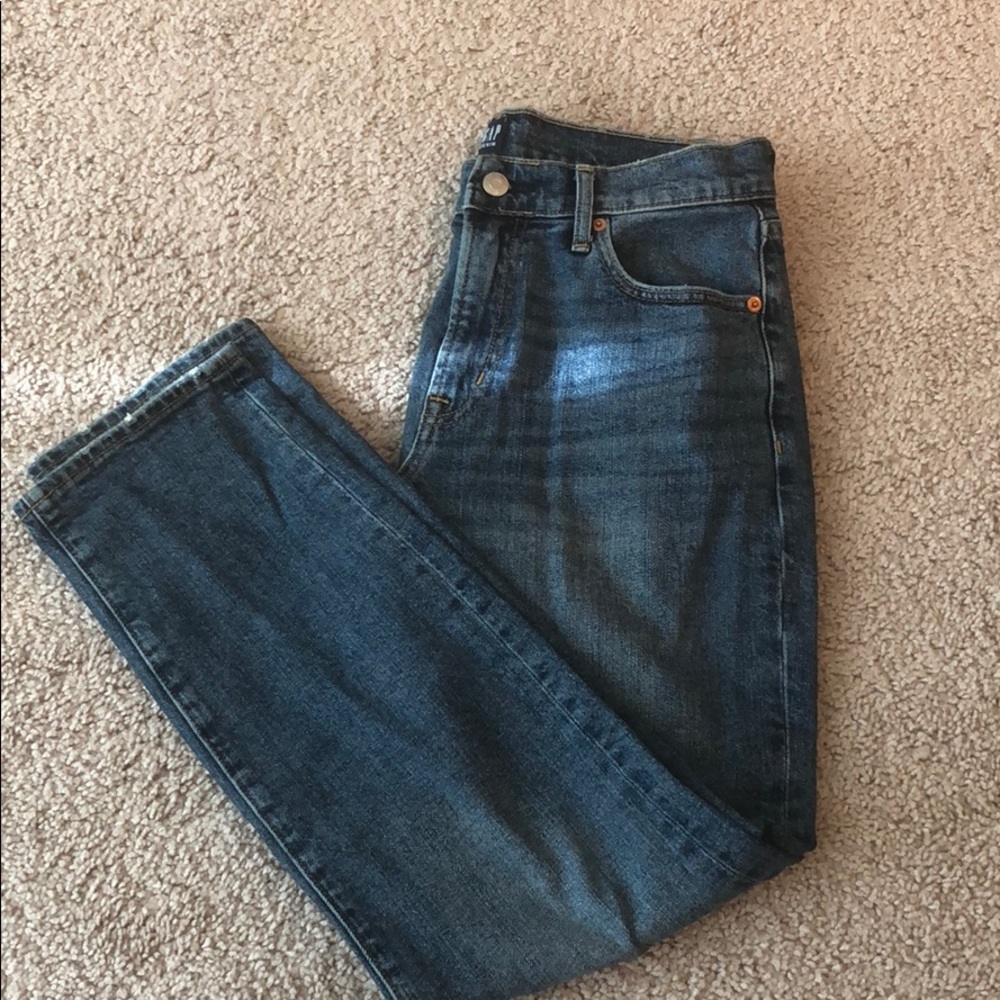 GAP- HW girlfriend jeans